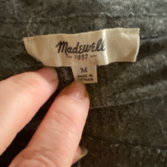 Super cute grey Madewell tee Size Medium - Picture 6 of 6